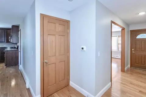 254 Redlands St, Springfield, MA 01104 photo 15