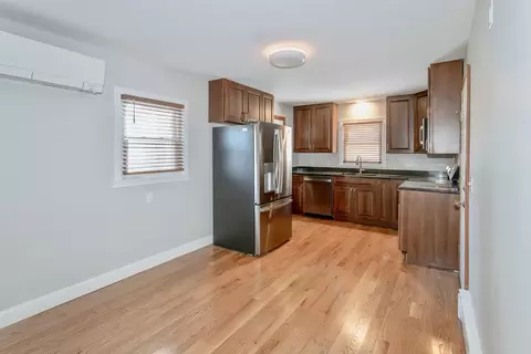 254 Redlands St, Springfield, MA 01104 photo 8