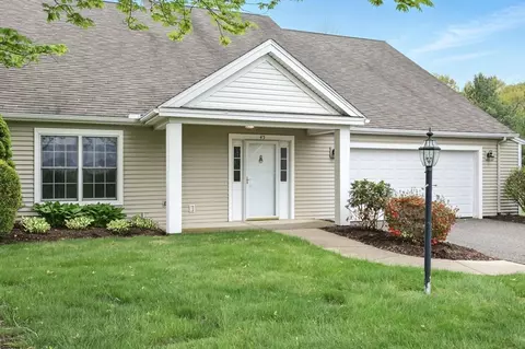45 Ivy Cir #45, Wilbraham, MA 01095