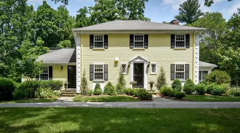 2 Wildwood Rd, Dover, MA 02030 photo 2