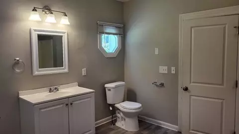 44 Mill St, Warren, MA 01083 photo 9