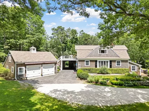 34 Harbor Dr, Pocasset, MA 02559 photo 2