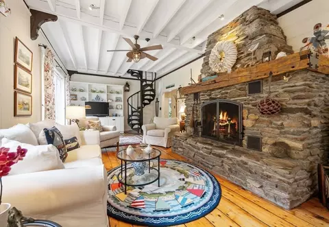 34 Harbor Dr, Pocasset, MA 02559 photo 9