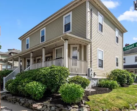11 Prospect St #11, Newton, MA 02465