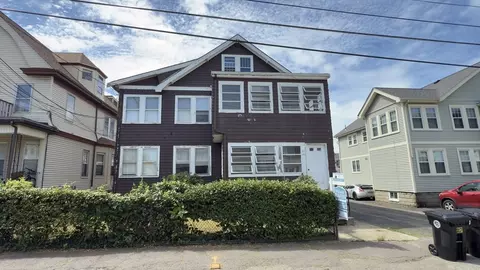 27-29 Laurel St, Watertown, MA 02472