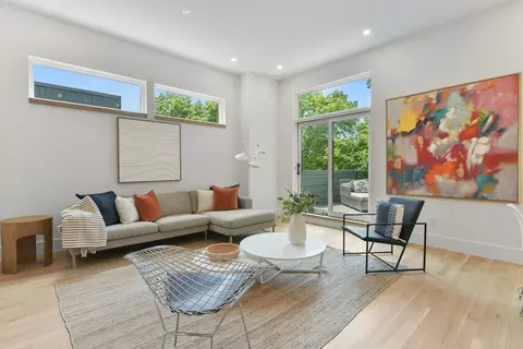 21 Eastman Rd #0, Somerville, MA 02143