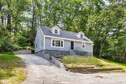 9 Margaret St, Burlington, MA 01803