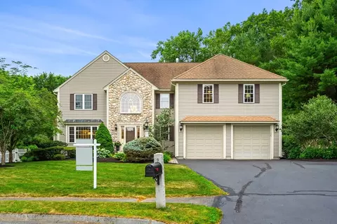 9 Jack Rabbit Ln, Westford, MA 01886