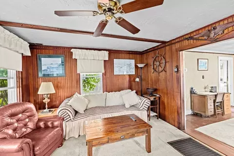 15 Sixth St, Wareham, MA 02558 photo 22
