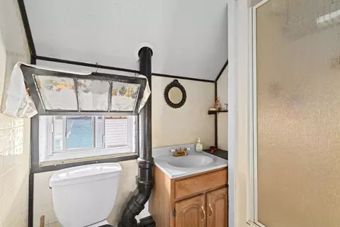 15 Sixth St, Wareham, MA 02558 photo 33