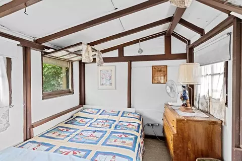 15 Sixth St, Wareham, MA 02558 photo 17
