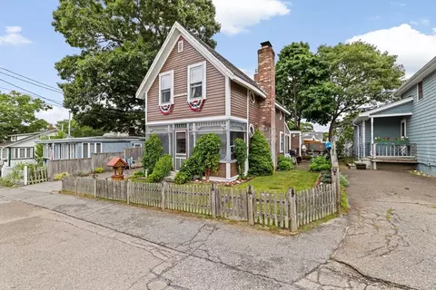 15 Sixth St, Wareham, MA 02558 photo 2