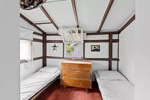 15 Sixth St, Wareham, MA 02558 photo 14