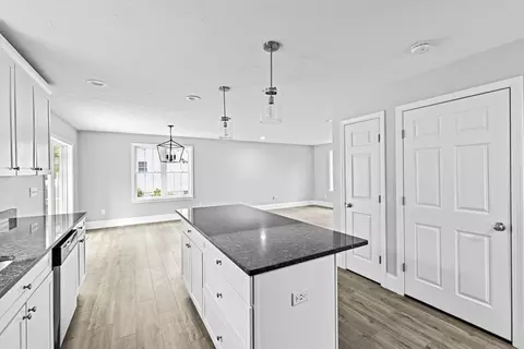 252 Charge Pond Rd, Wareham, MA 02571 photo 7