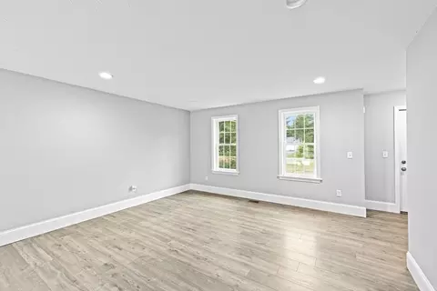 252 Charge Pond Rd, Wareham, MA 02571 photo 15