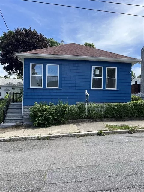 Exterior - 22 Queen St, Fall River, MA 02724 photo 2 of 3