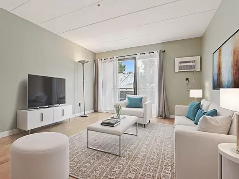 881 Broadway #16, Everett, MA 02149