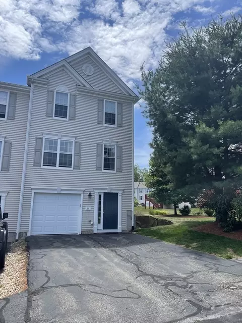 61 Tulip Cir #61, Grafton, MA 01560