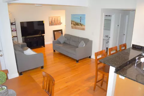 Living - 23 Beech St #2, Framingham, MA 01702 photo 3 of 3