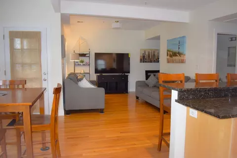 Living - 23 Beech St #2, Framingham, MA 01702 photo 2 of 3