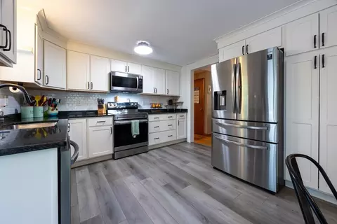 Kitchen - 18 Cobb Rd, Ashburnham, MA 01430 photo 2 of 5
