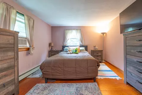 Bedroom - 18 Cobb Rd, Ashburnham, MA 01430 photo 2 of 6