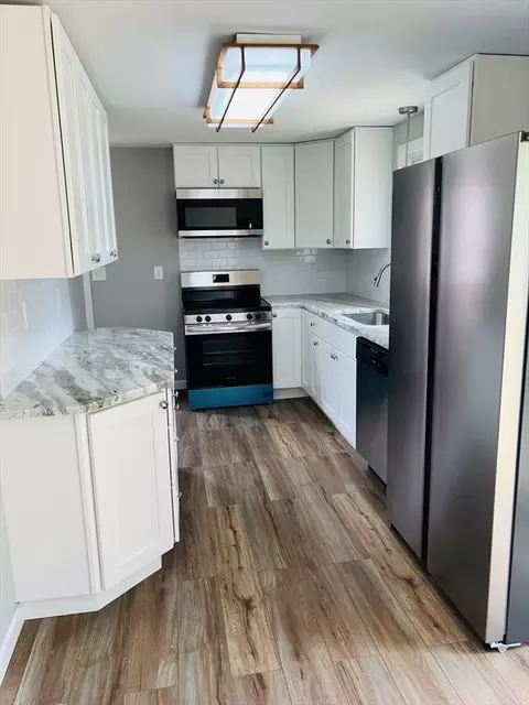 209 Casey Dr, Chicopee, MA 01020 photo 15