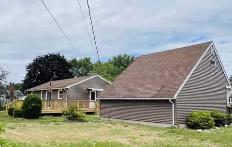 209 Casey Dr, Chicopee, MA 01020 photo 4
