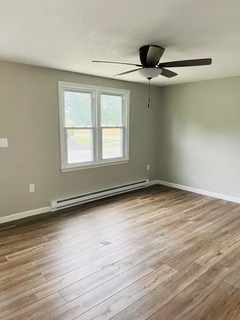 209 Casey Dr, Chicopee, MA 01020 photo 16