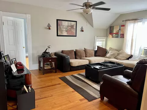 211 Buffinton St, Fall River, MA 02721 photo 3