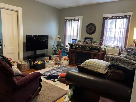 211 Buffinton St, Fall River, MA 02721 photo 8