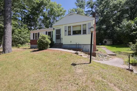 194 Indian Ln, Canton, MA 02021 photo 4