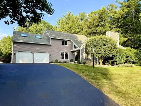146 Millbrook Dr, East Longmeadow, MA 01028