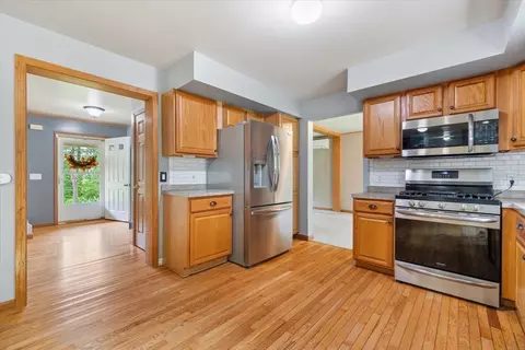 1824 Greenwich Rd, Hardwick, MA 01082 photo 8