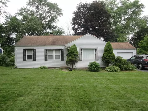 44 Orchardview St, West Springfield, MA 01089