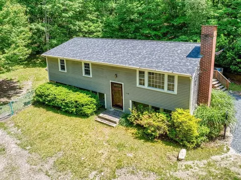1710 State Rd, Plymouth, MA 02360