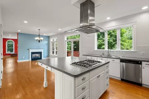 15 Montclair Dr, Worcester, MA 01609 photo 8