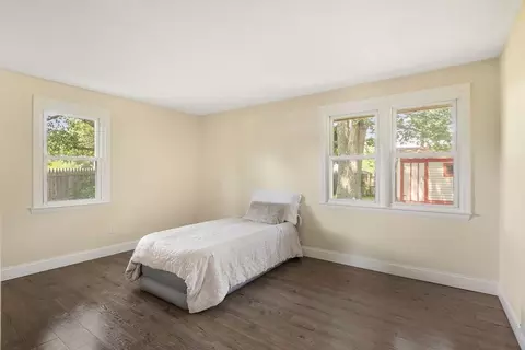 Bedroom - 20 Terry Ln E, Wareham, MA 02571 photo 9 of 10