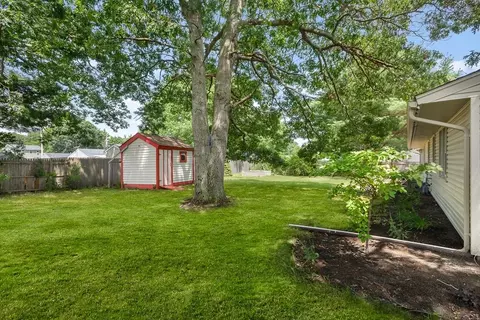 Exterior - 20 Terry Ln E, Wareham, MA 02571 photo 8 of 8
