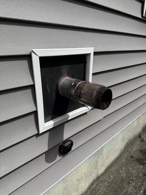 Exterior - 49 John St, Worcester, MA 01609 photo 10 of 12