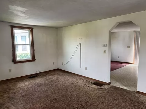 Living - 49 John St, Worcester, MA 01609 photo 2 of 7