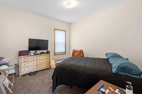 Bedroom - 363 S Oxford St, Fall River, MA 02721 photo 6 of 7