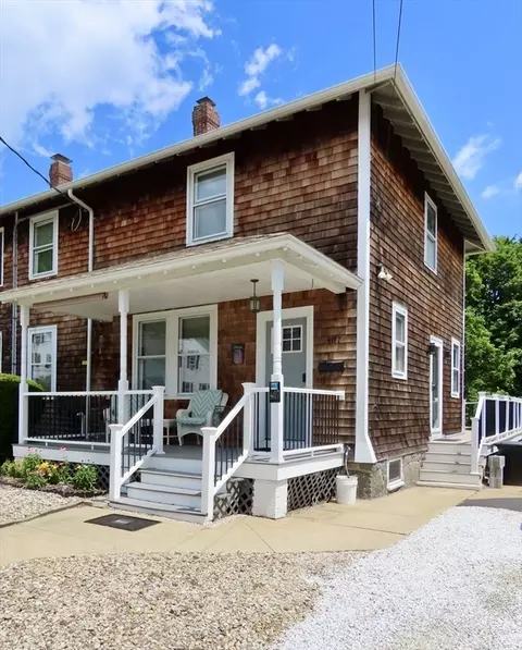 407 Court St, Plymouth, MA 02360