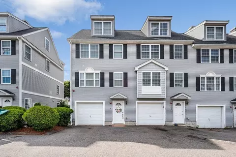 14 Watson St #4, Lowell, MA 01852