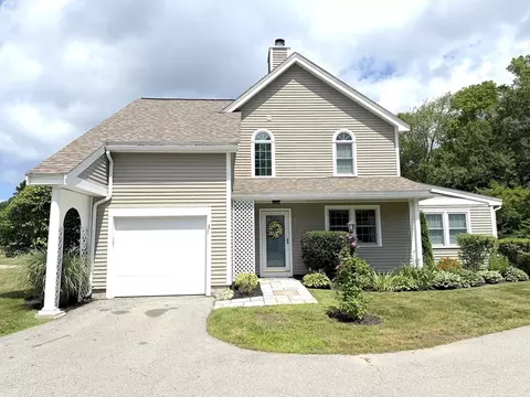 9 Ipswich Woods Dr #9, Ipswich, MA 01938