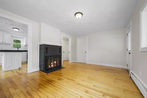 367 Middle Rd, Acushnet, MA 02743 photo 11