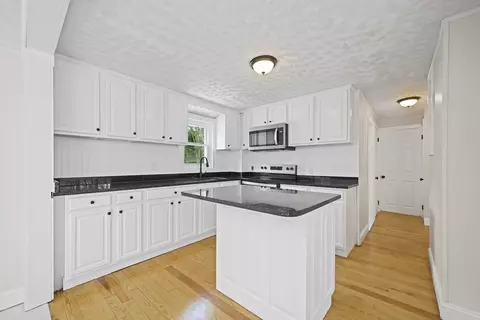 367 Middle Rd, Acushnet, MA 02743 photo 7