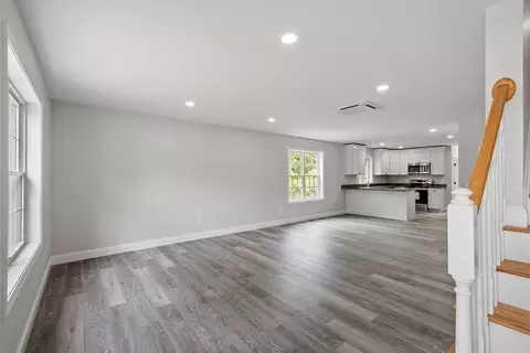 572 Pleasant St, Athol, MA 01331 photo 11