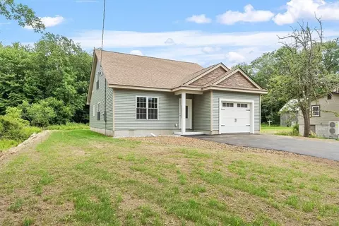 572 Pleasant St, Athol, MA 01331 photo 4