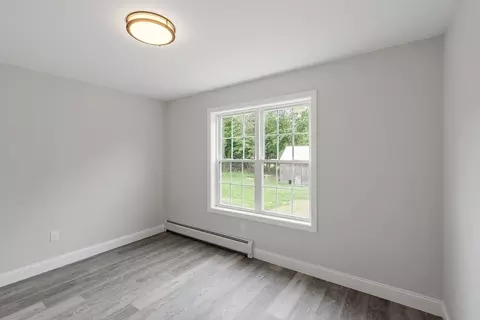 572 Pleasant St, Athol, MA 01331 photo 17